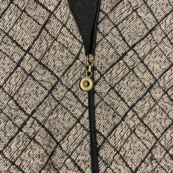 Jacket - Picture 3 of 5